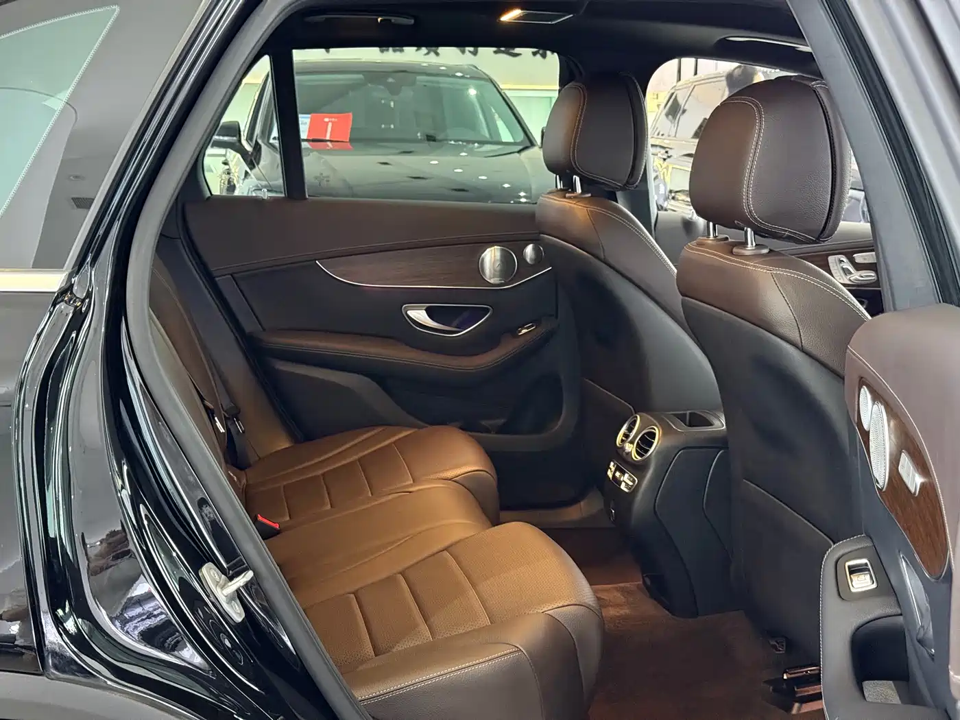 Mercedes-Benz GLC 2021 GLC 300 L 4MATIC Sporty фото 13