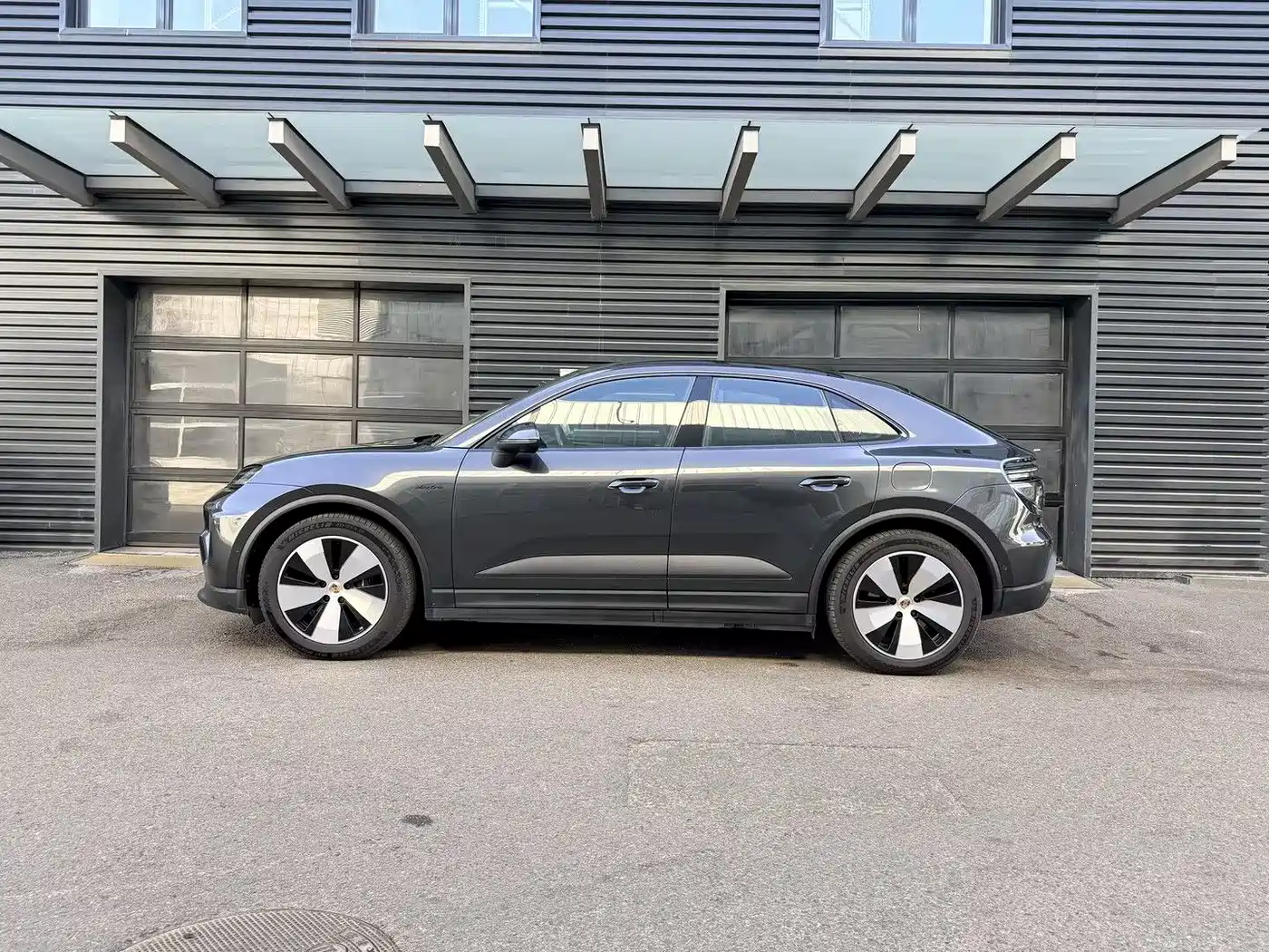 PORSCHE MACAN NEW ENERGY