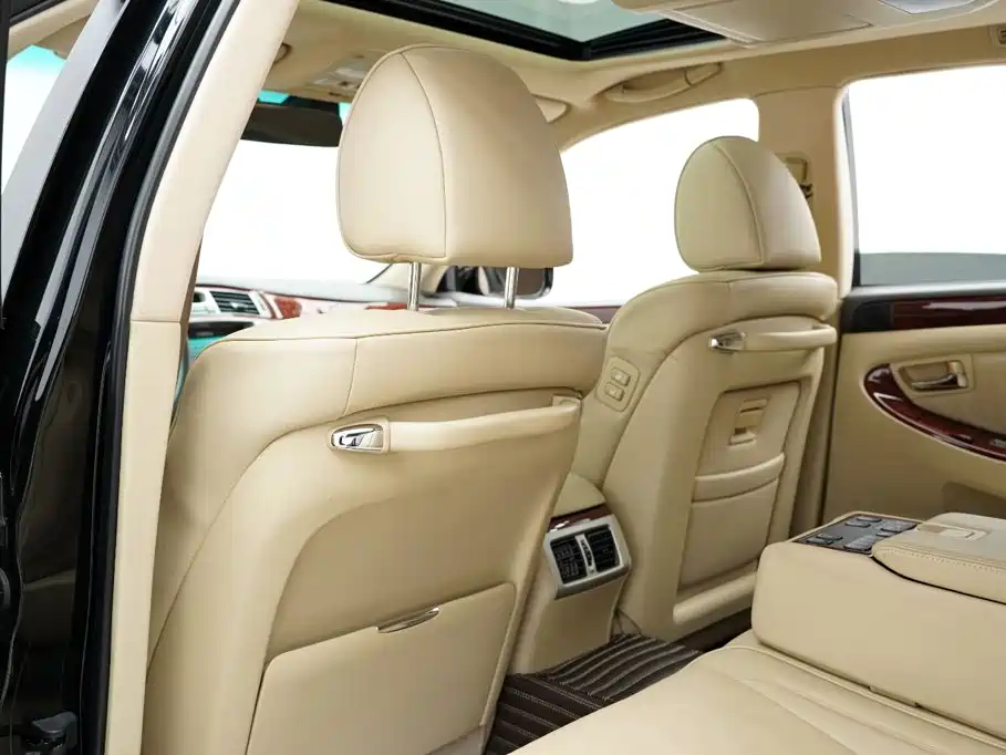 Hongqi Hongqi盛世 2007 2007 HQ300 Government Edition