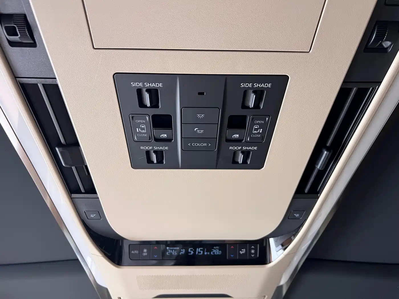 Toyota Vellfire 2024 Crown Hybrid 2.5L Executive Premium Edition фото 31