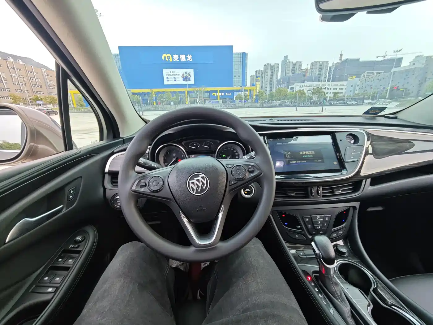 Buick Envision Plus 2018 20T 2WD Leading фото 10