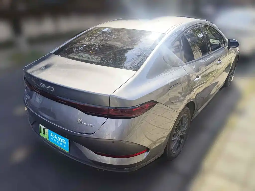 Фото 2 - BYD Qin PLUS