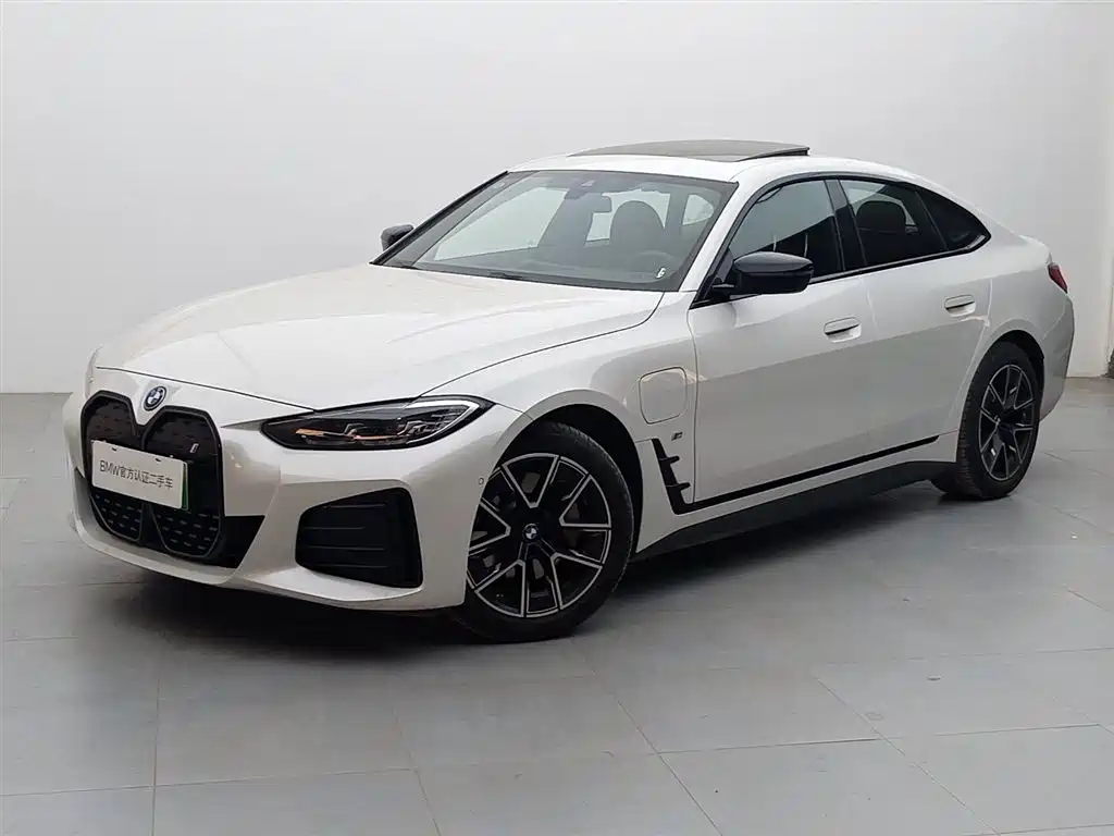 BMW i4 2023 eDrive40