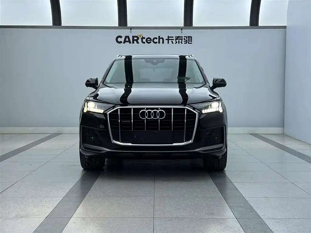 Audi Q7 2021 45 TFSI quattro S line Sport фото 2