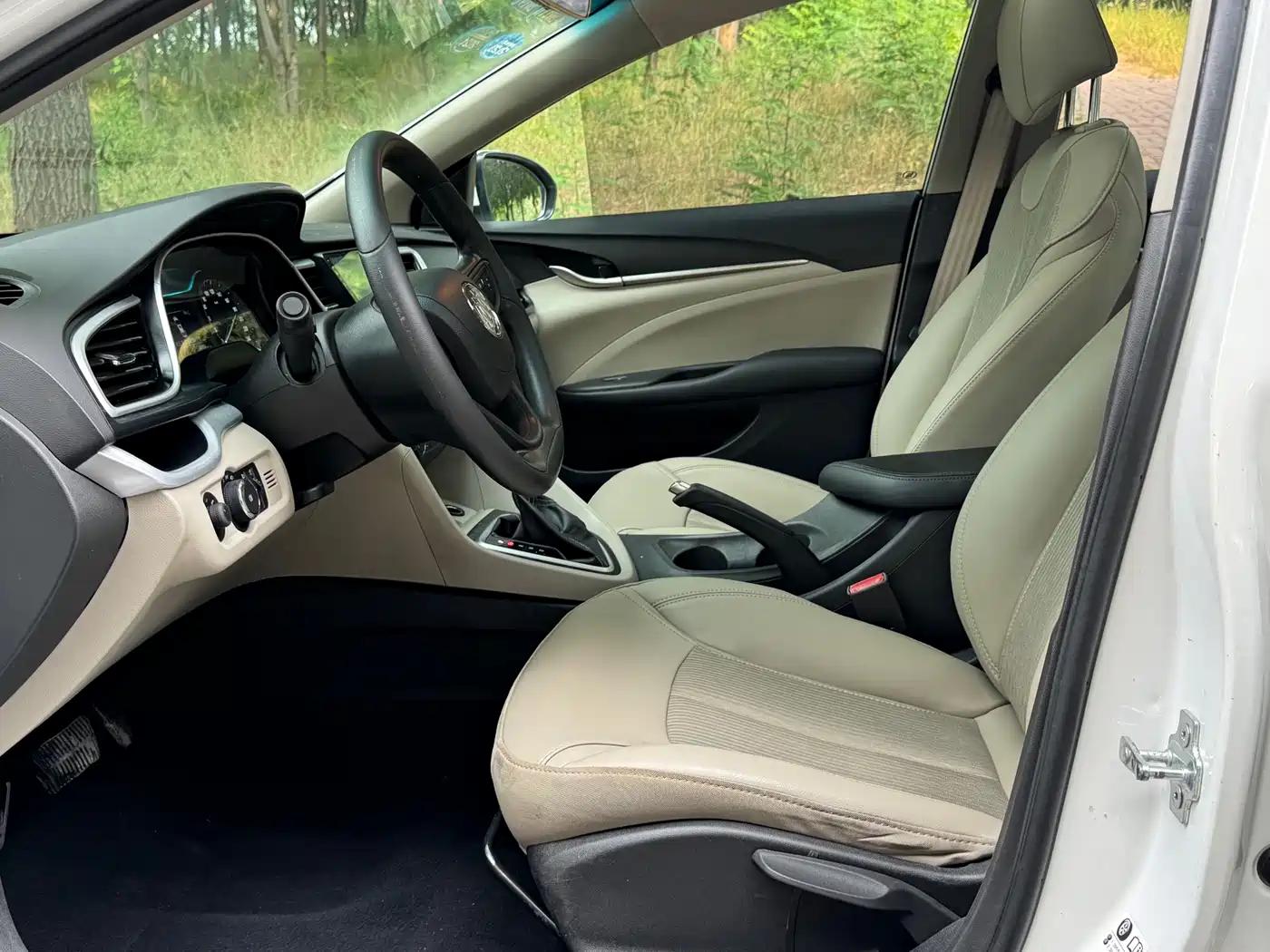 Buick Excelle 2017 15N Automatic Elite фото 5
