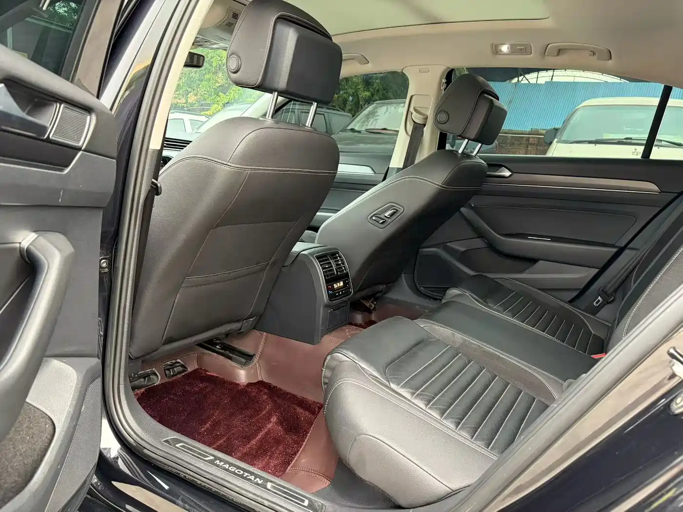 Volkswagen Magotan 2020 330TSI DSG Leading фото 5