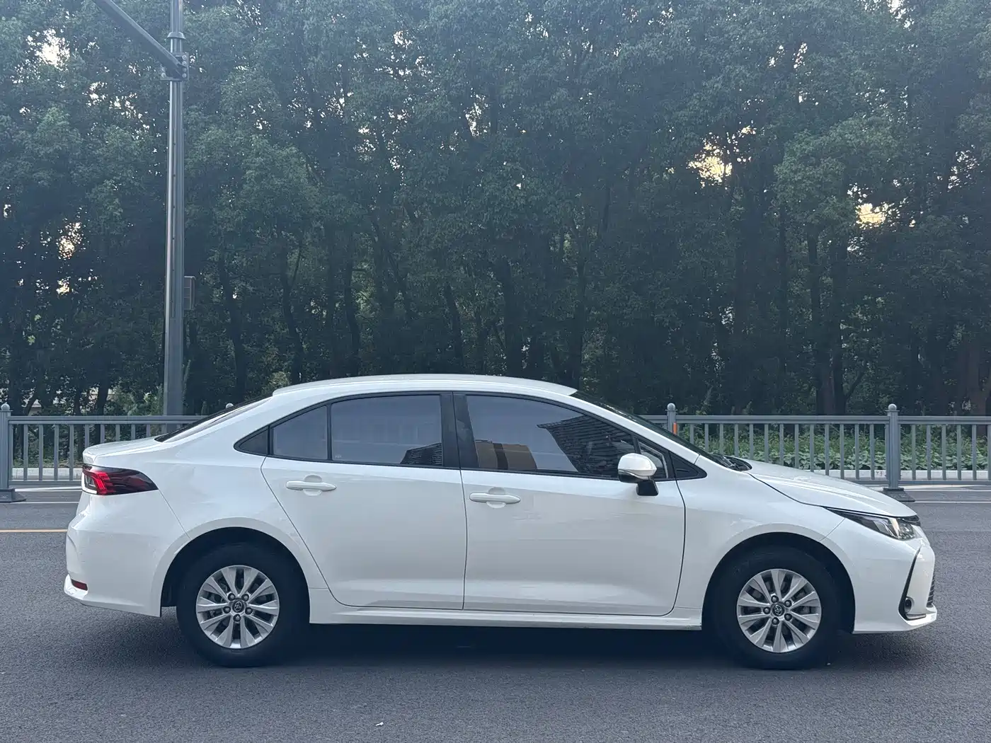 Photo 4 - Toyota Corolla