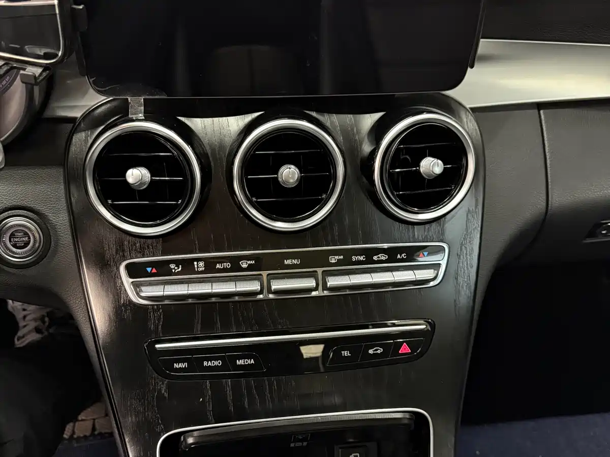 Mercedes-Benz C-Class 2020 Facelift C 260 L Sport фото 12