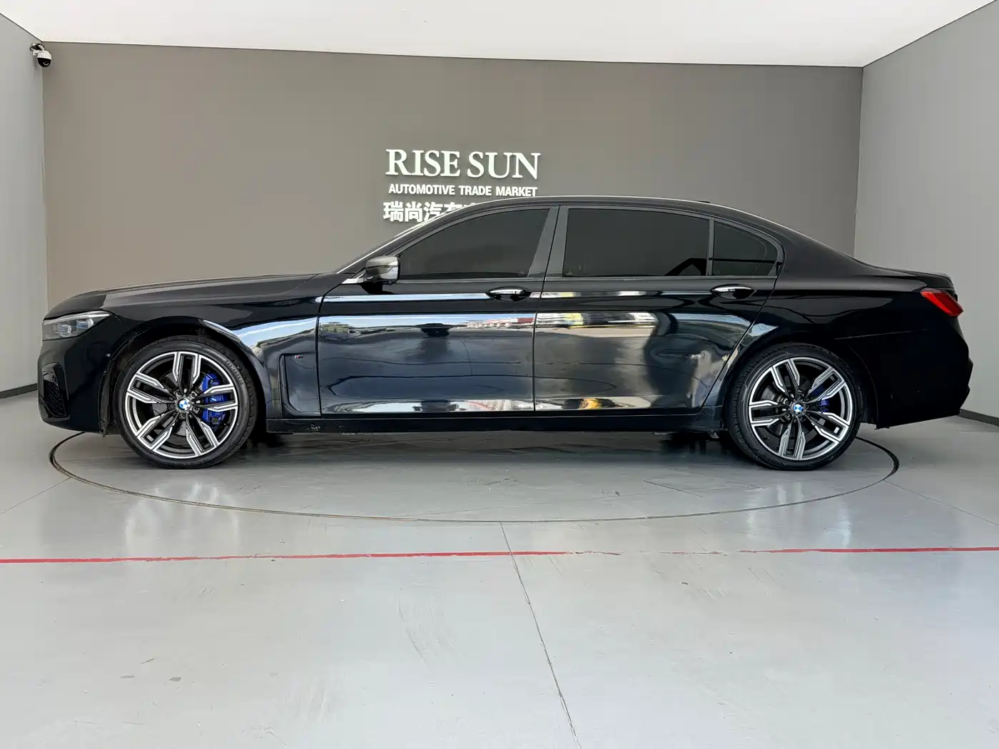 BMW 7 Series 2012 2011 740i Base Model