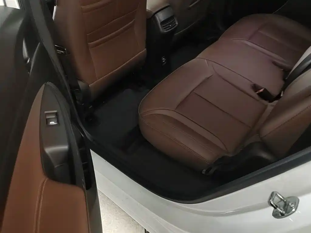 Buick GL6 2019 Model 18T 5-Seater Connected Luxury Version China V фото 17