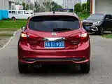 Photo 8 - Nissan Tiida