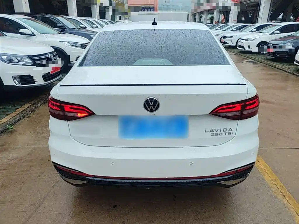 Volkswagen Lavida 2023 280TSI DSG Starlight Comfort Edition фото 6
