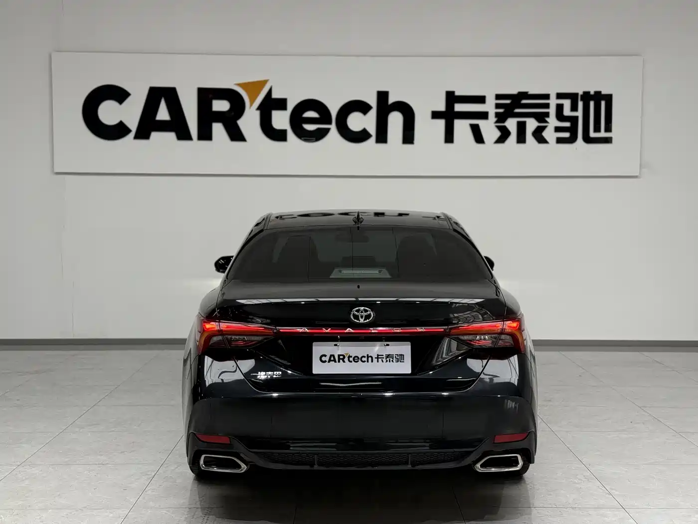 Toyota Avalon 2022 2.0L Luxury Edition фото 4