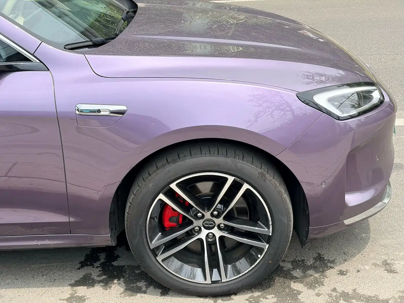 AITO Wenjie AITO M5 2025 Extended Range Ultra AWD фото 4