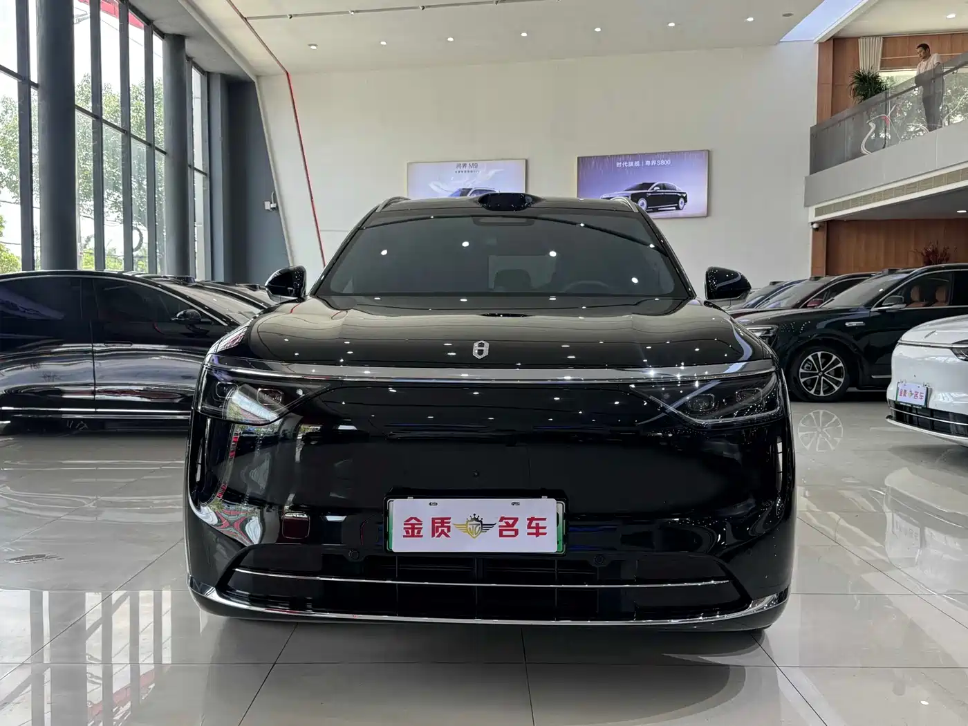AITO Wenjie AITO M8 2025 Model Extended Range Ultra Edition 53.4kWh 5-Seater фото 2