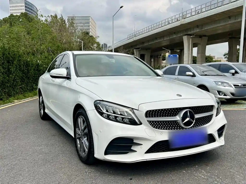 Mercedes-Benz C-Class 2020 Facelift C 200 L Fashion Sport Version фото 4