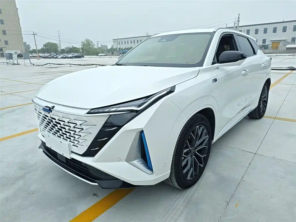 Changan Oshan Z6 EV 2023 Smart Electric iDD 150KM Flagship PLUS Smart Parking Edition