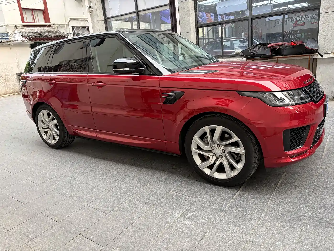 Land Rover Range Rover Sport 2020 3.0 L6 HSE DYNAMIC фото 4