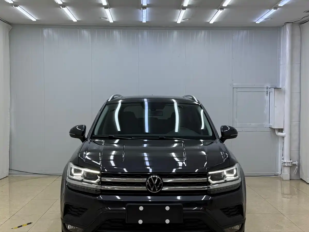 Volkswagen Tharu 2022 280TSI FWD Luxury Edition фото 2