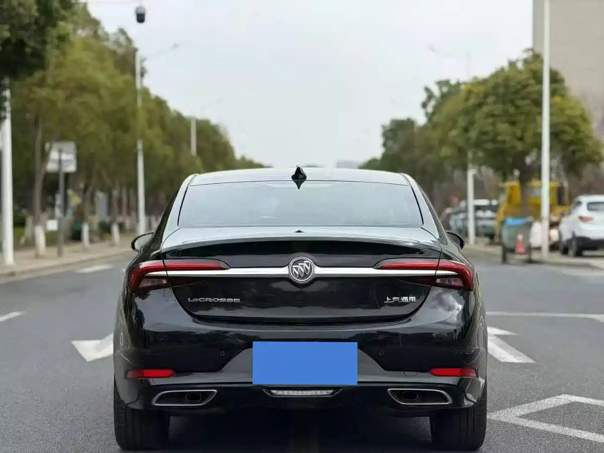 Buick LaCrosse 2022 Avenir First Edition фото 8