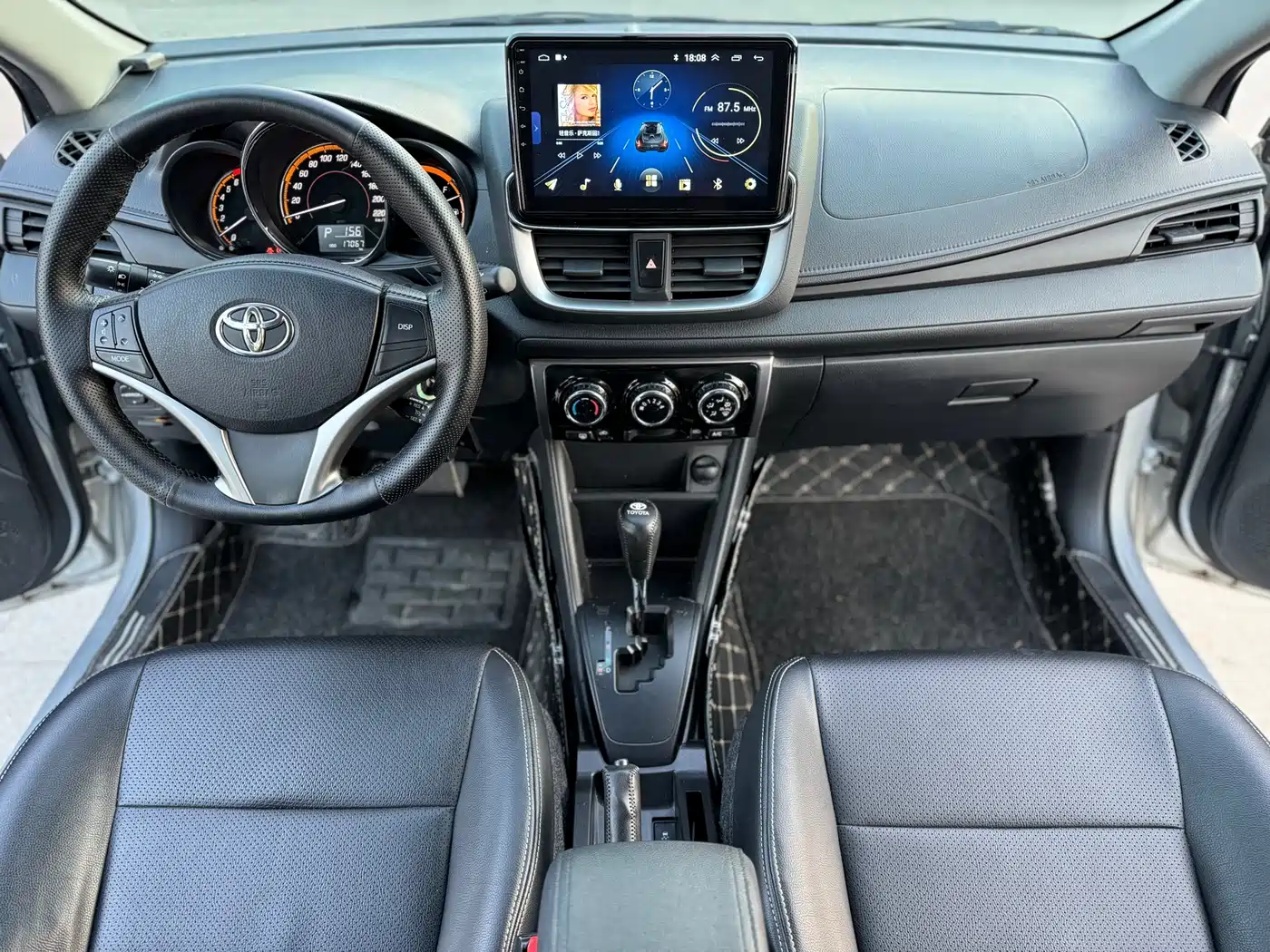Toyota YARiS L Zhi Xuan 2022 1.5L CVT Luxury PLUS Edition фото 5