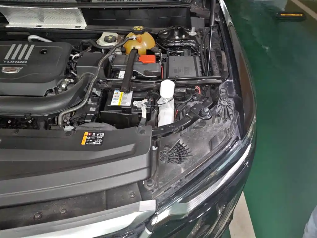 Cadillac XT6 2021 28T 6-Seater AWD Luxury фото 22