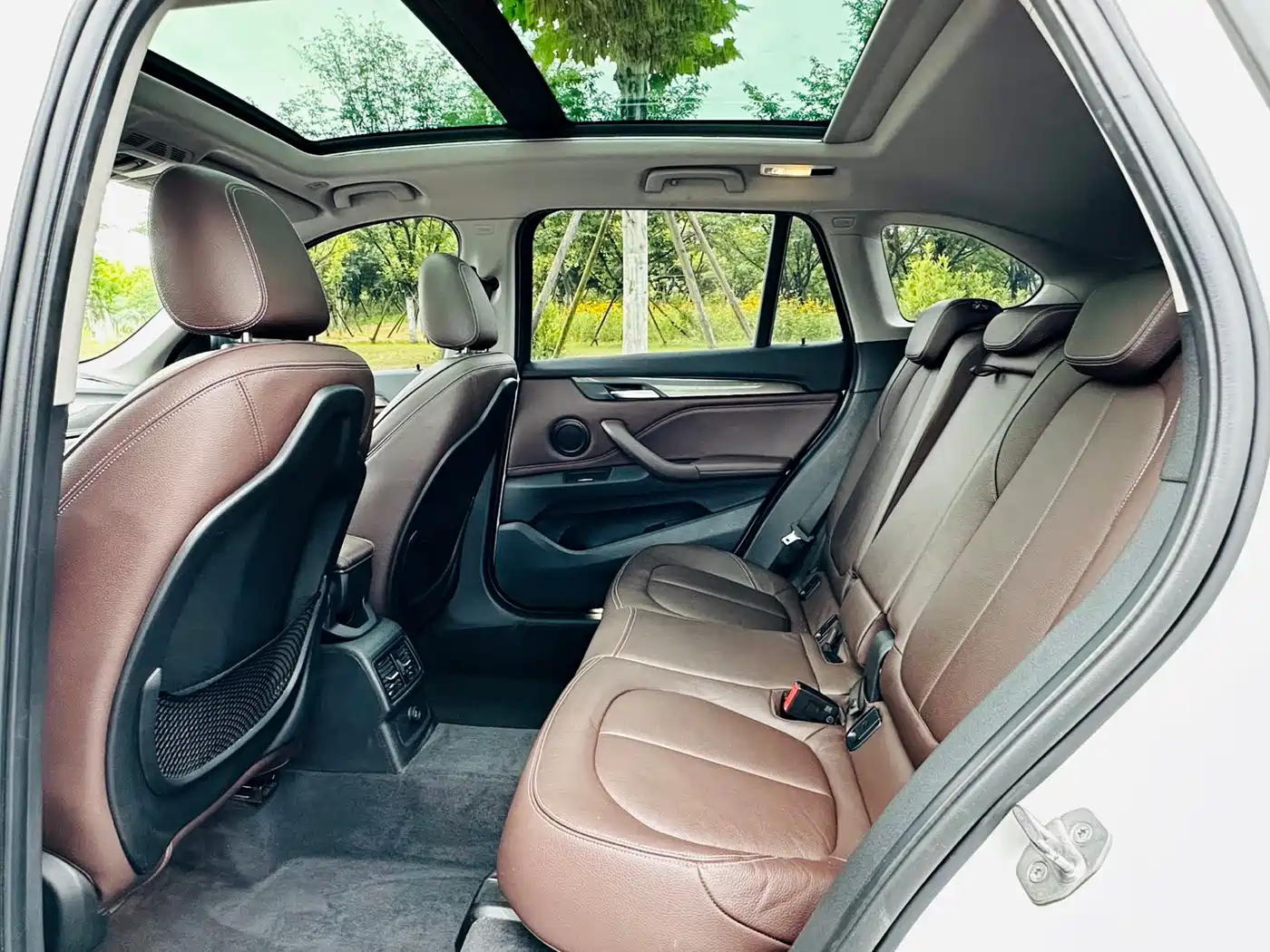 BMW X1 2018 xDrive20Li Premium Model фото 8