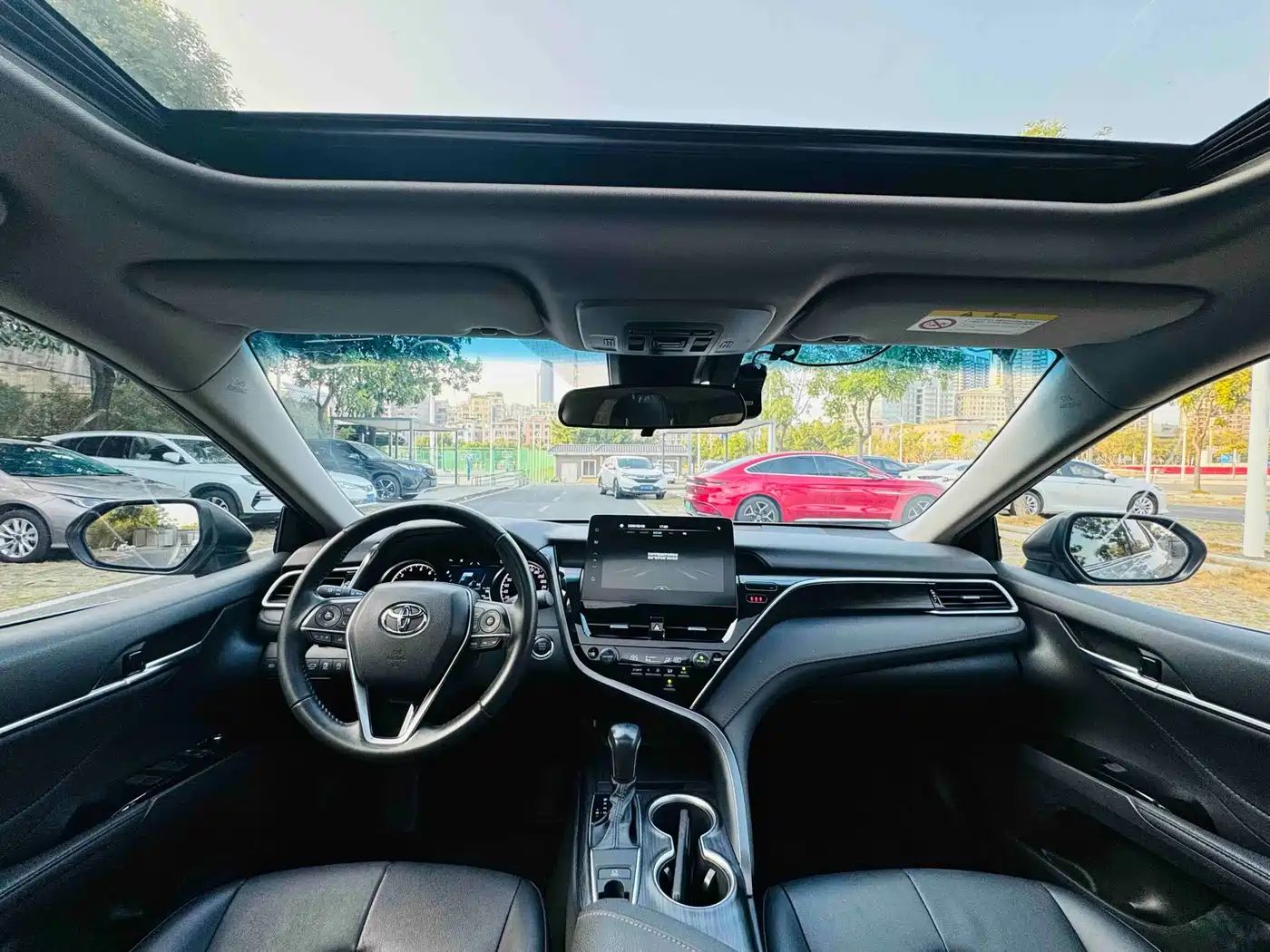Toyota Camry 2021 2.0G Luxury Edition фото 12