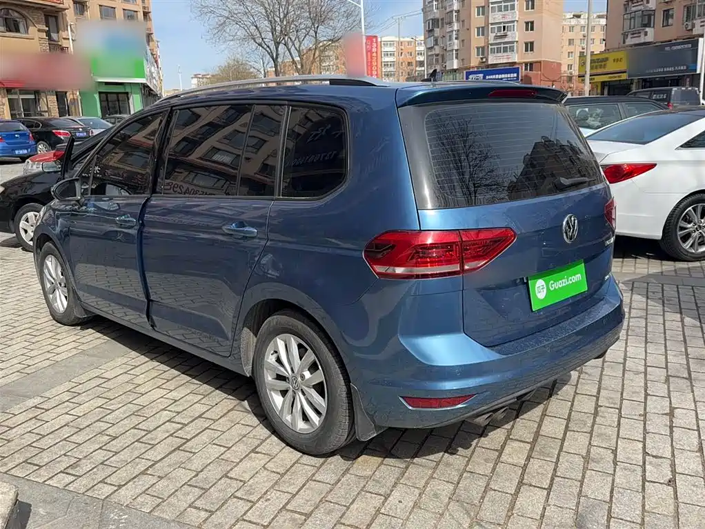 Volkswagen Touran 2018 Touran L 280TSI DSG Comfort 7-seater China V фото 14