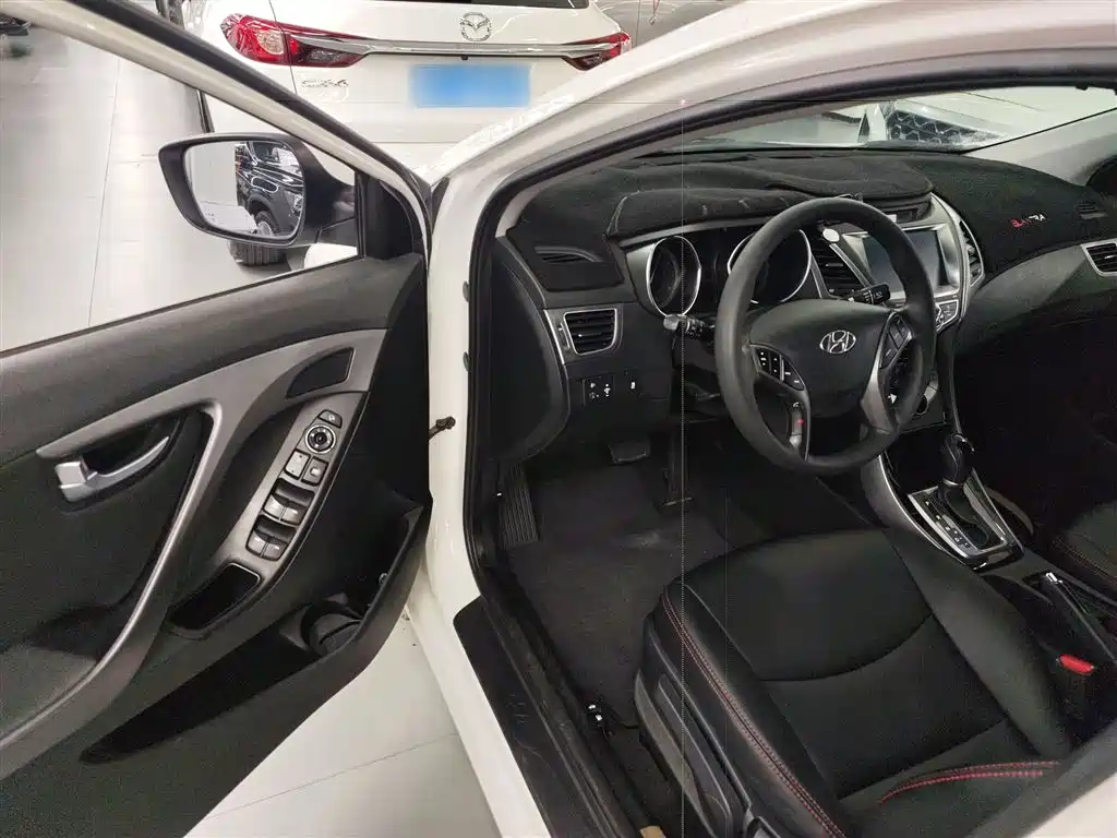 Hyundai Langdong 2016 1.6L Automatic Premium Edition фото 16