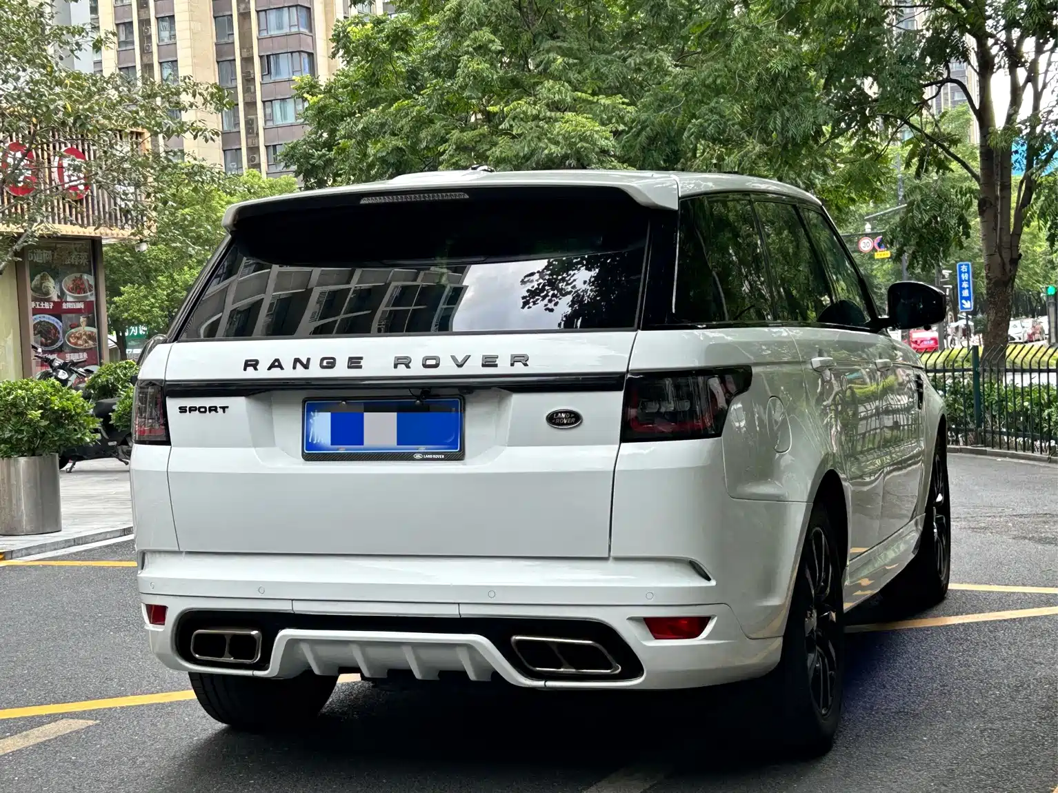 Фото 4 - Land Rover Range Rover Sport
