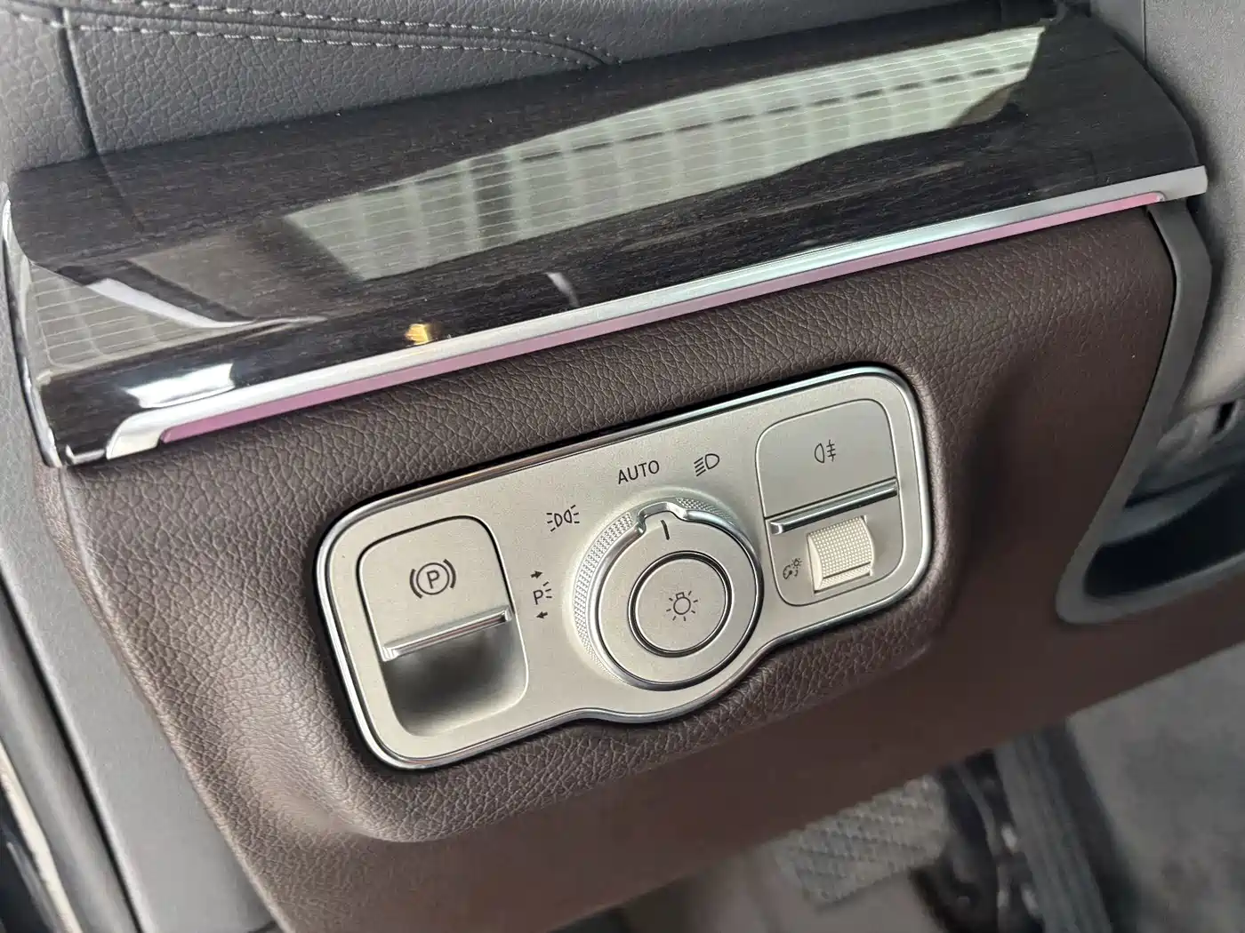 Mercedes-Benz GLE, миниатюра 12