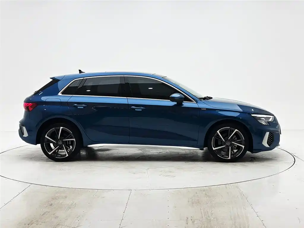Audi A3 2021 Sportback 35 TFSI Fashion Sport фото 6