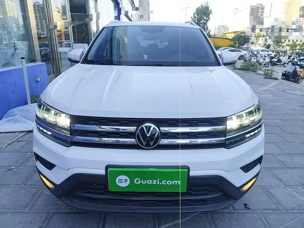 VOLKSWAGEN TUYUE