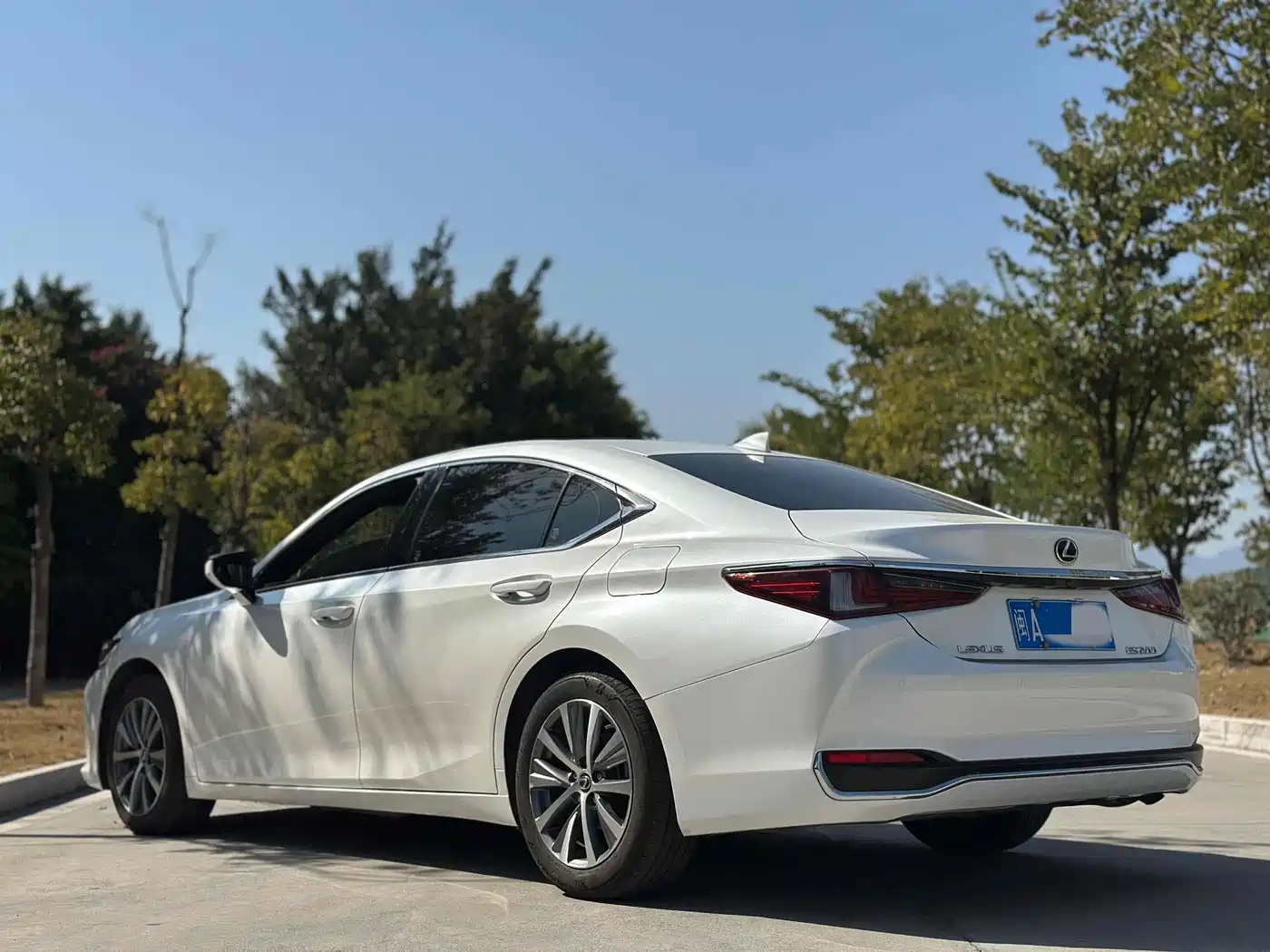 Lexus ES 2020 200 Excellence фото 5
