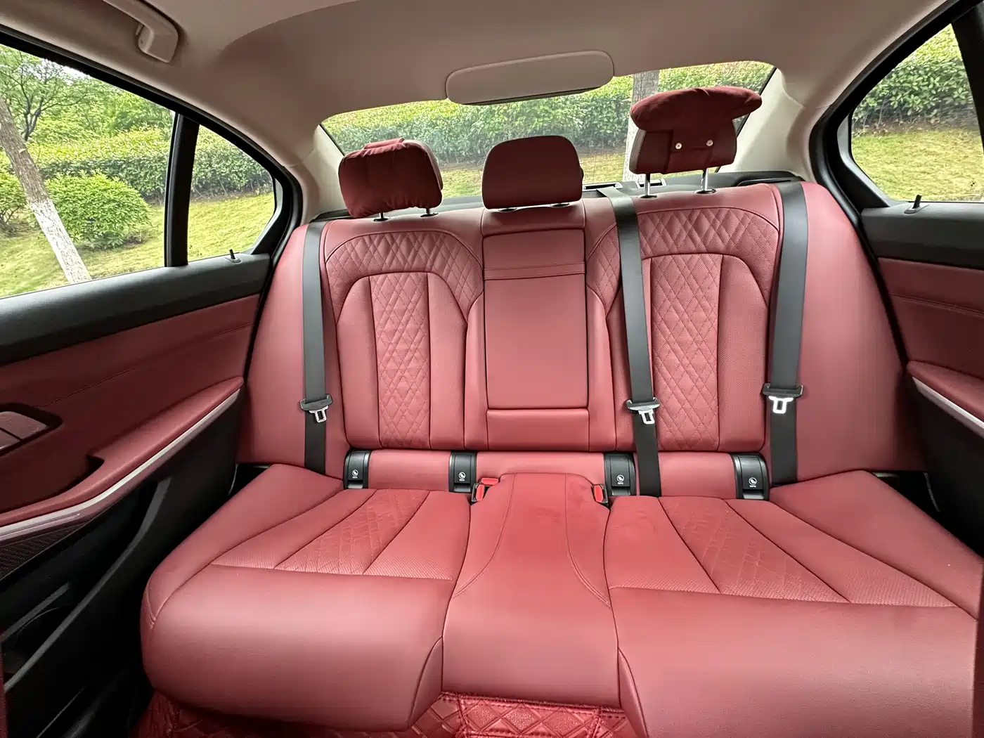 BMW 3 Series 2023 325Li M Sport Package фото 11