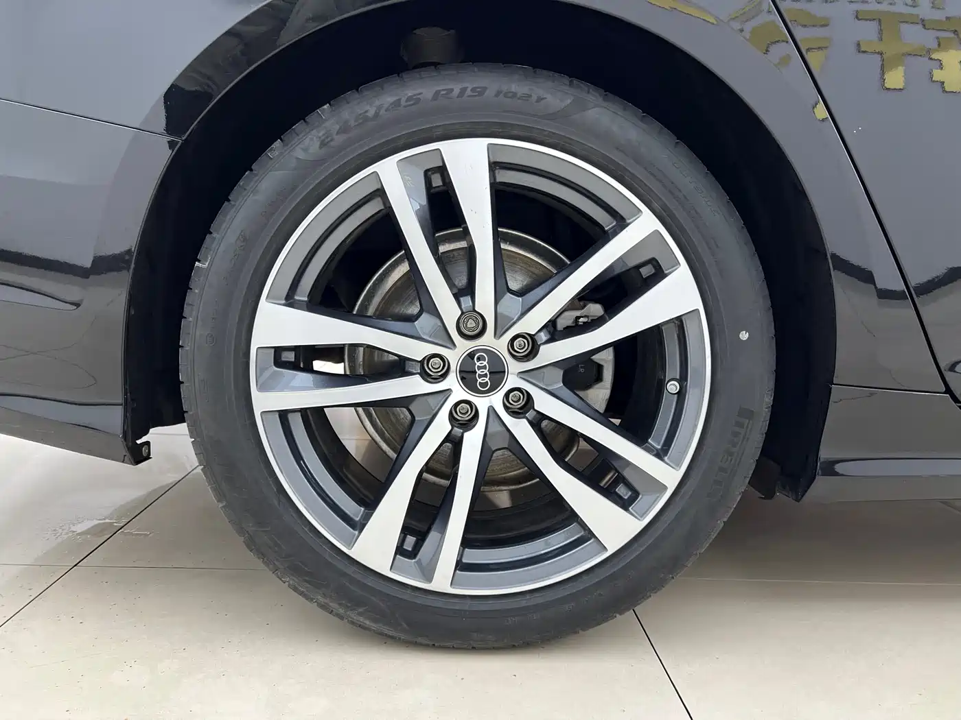 Audi A6L 2024 40 TFSI Luxury Dynamic фото 17
