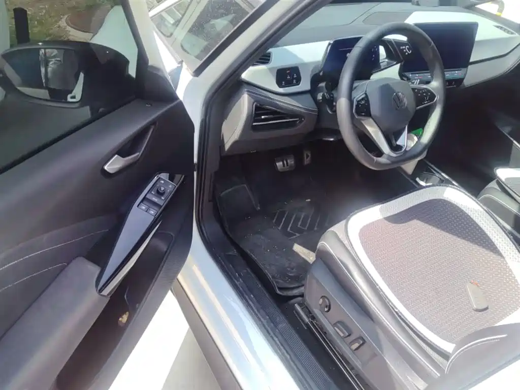 Volkswagen ID.3 2024 Outstanding Edition фото 21