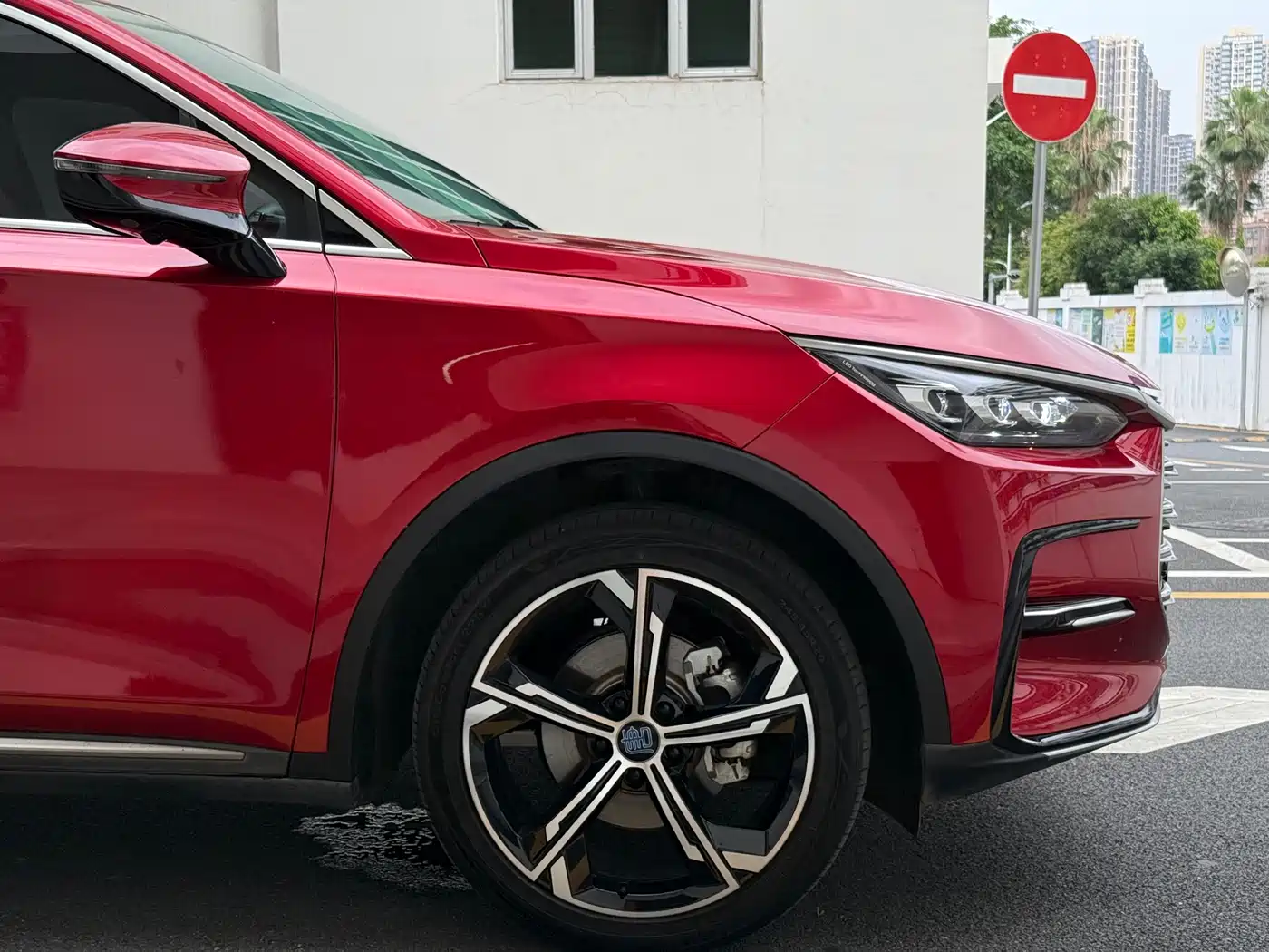 BYD Tang New Energy 2021 DM-i 112KM Premium фото 36
