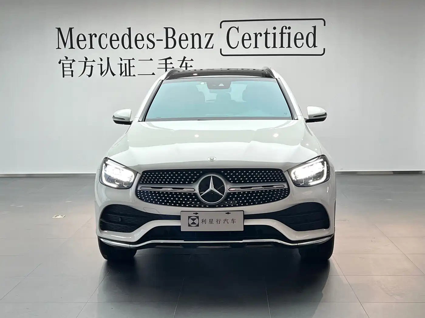 MERCEDES-BENZ GLC