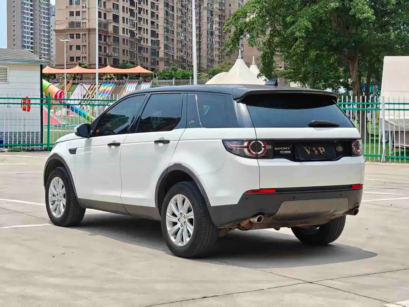 Land Rover Discovery Sport 2019 240PS SE Edition China V фото 18