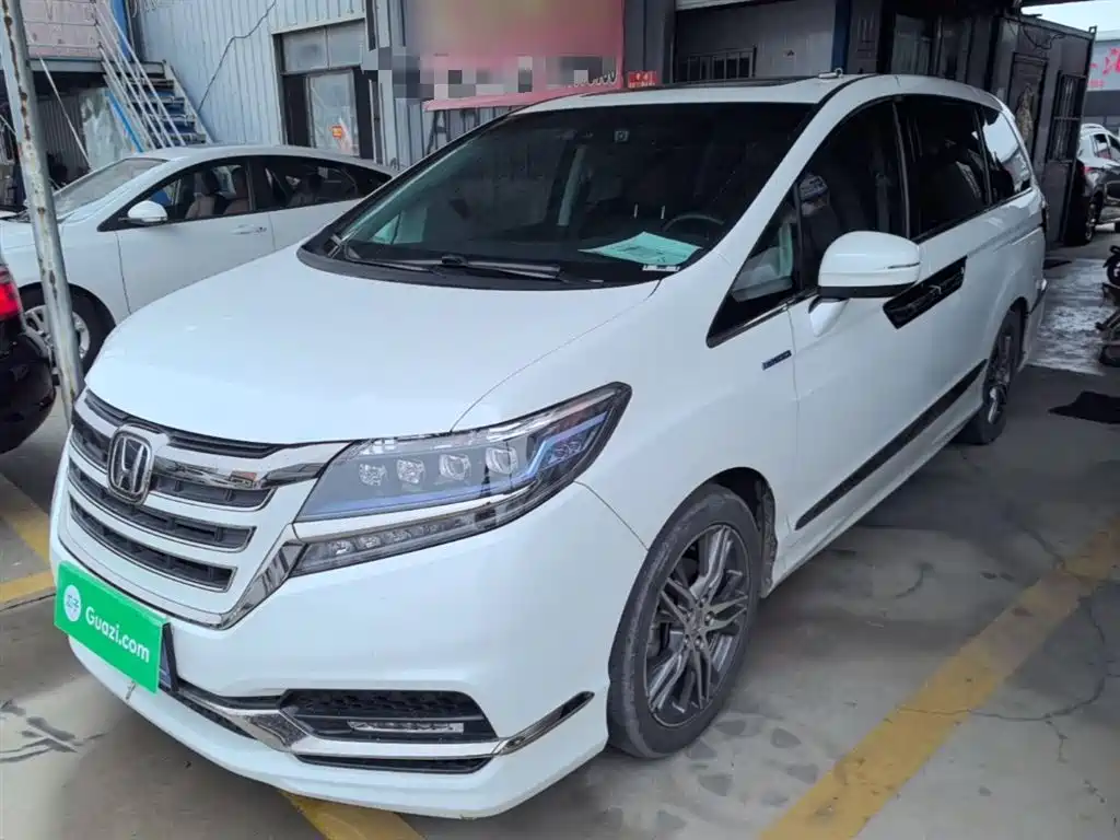 Honda Elysion 2019 2.0L Hybrid Luxury Edition