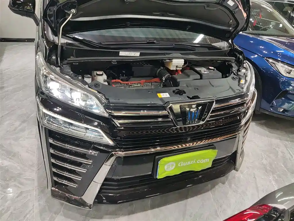 Toyota Vellfire 2021 Crown Hybrid 2.5L HV Premium Edition фото 20