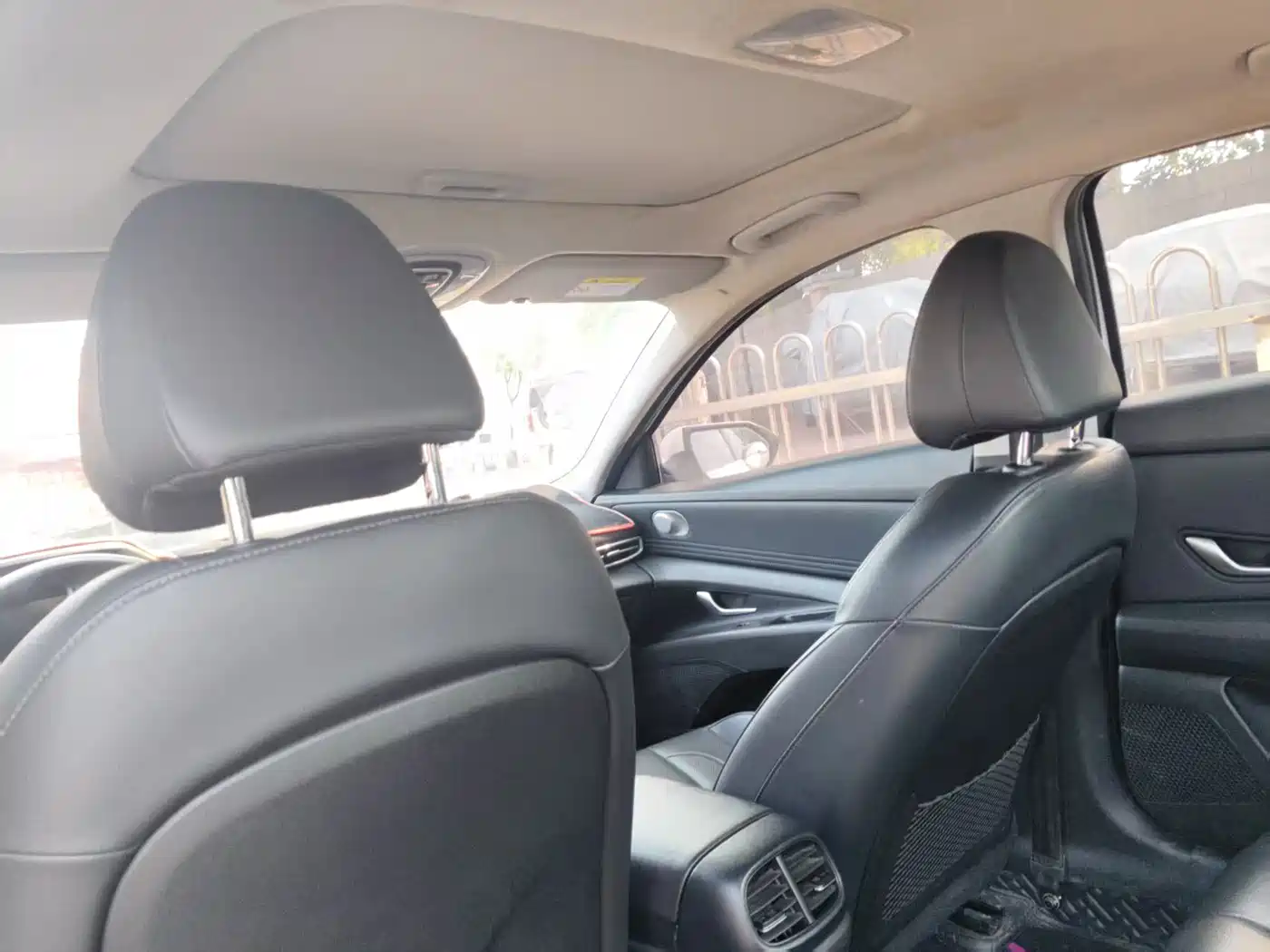 Hyundai Elantra 2021 1.5L CVT GLX Elite Edition фото 7