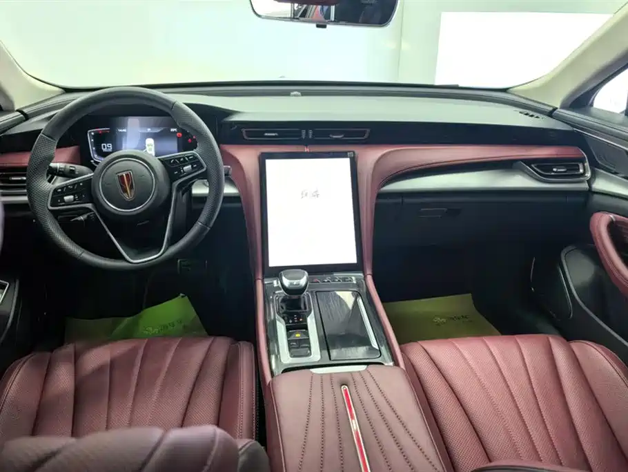 Hongqi H5 2024 1.5T DCT Smart Connect Flag Rhythm Edition фото 12