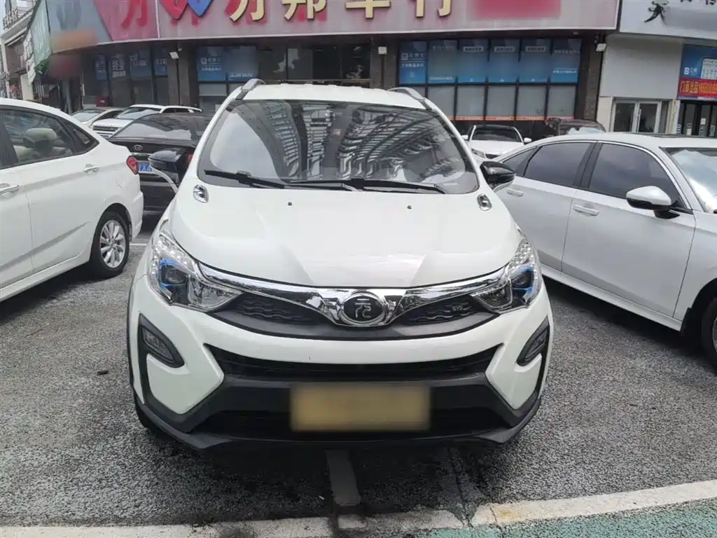 BYD Yuan 2016 1.5TID Automatic Luxury фото 3
