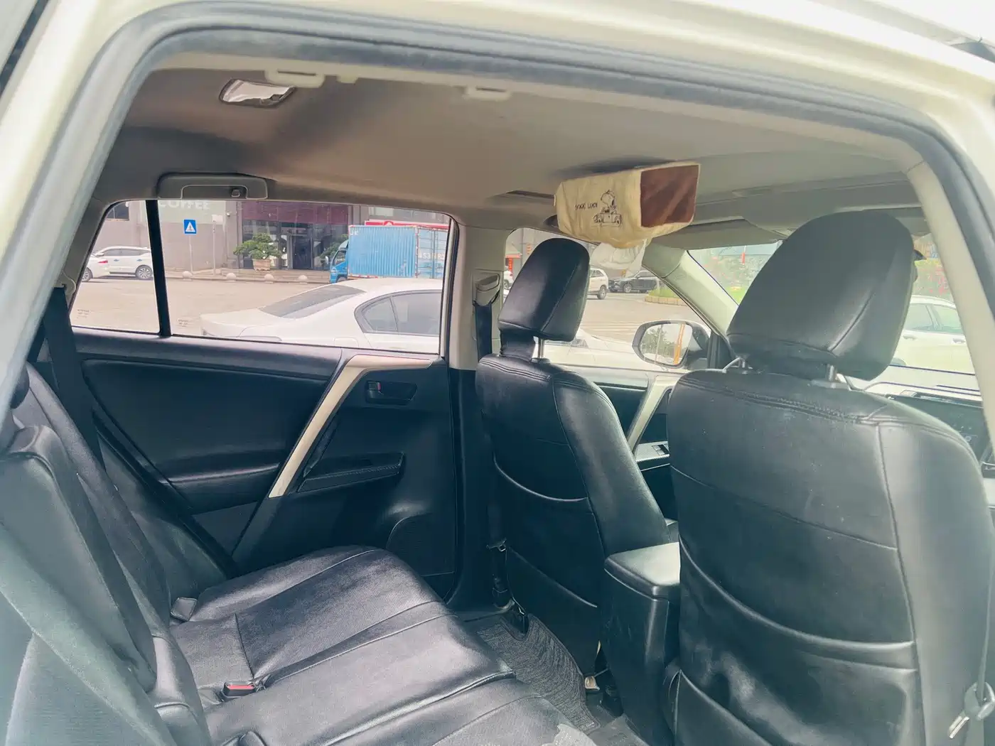 Toyota RAV4 Rongfang 2015 2.0L CVT 2WD Trend Edition фото 11