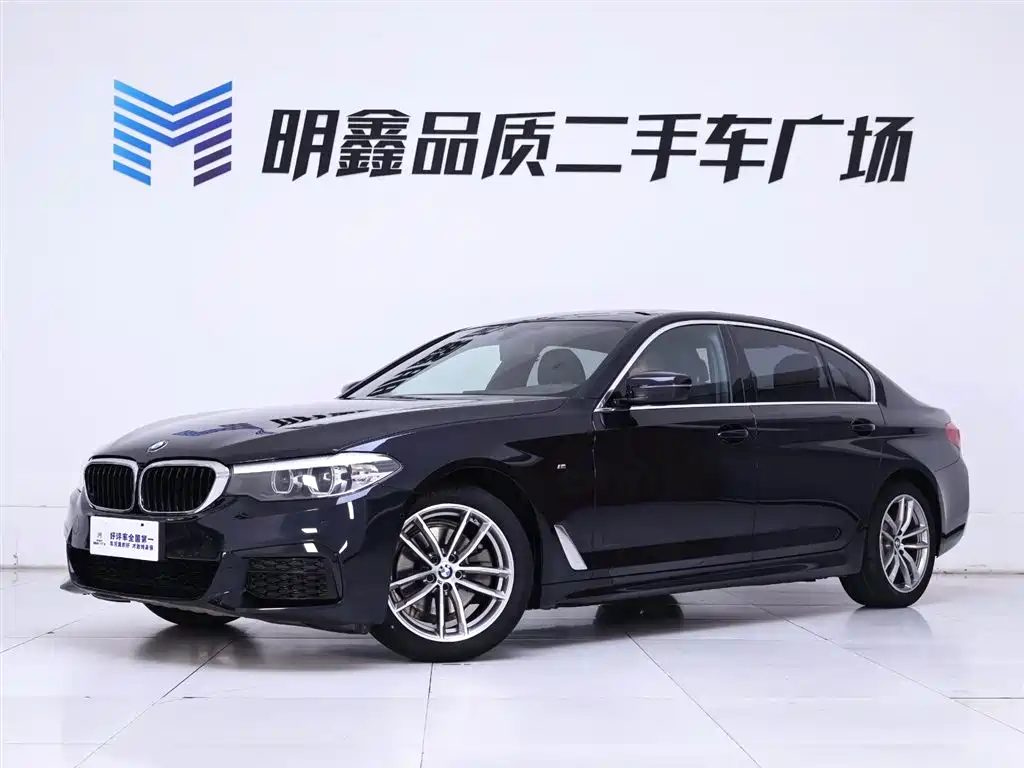 BMW 5 Series 2020 525Li M Sport Package фото 2