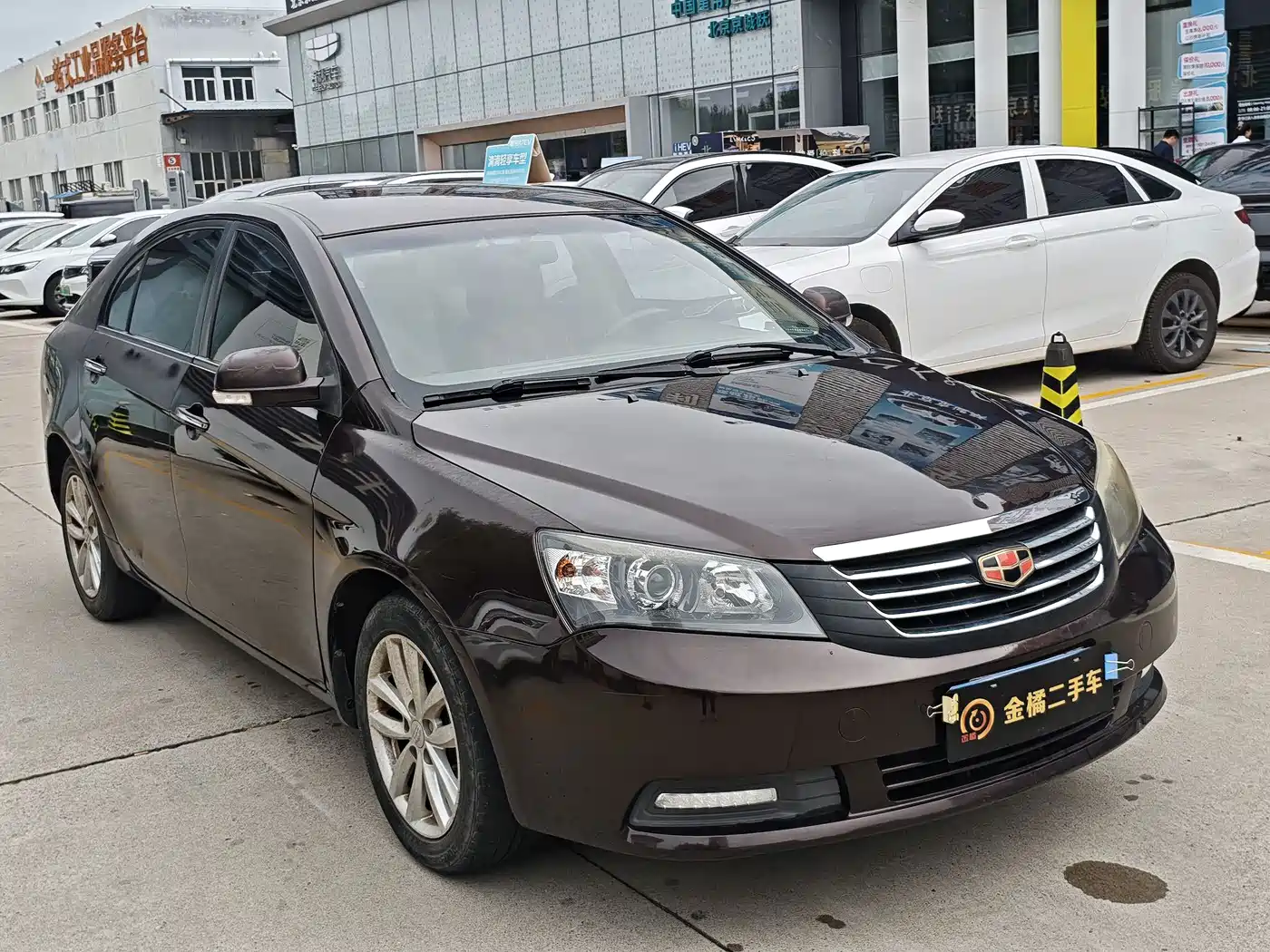 Geely Classic Emgrand 2013 2013 Sedan 1.5L MT Elite