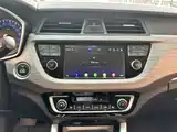 Фото 5 - Geely Vision X3